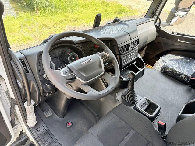 Standard-SZM Iveco T-Way AT720T47WTH Tractor Head (14 units)