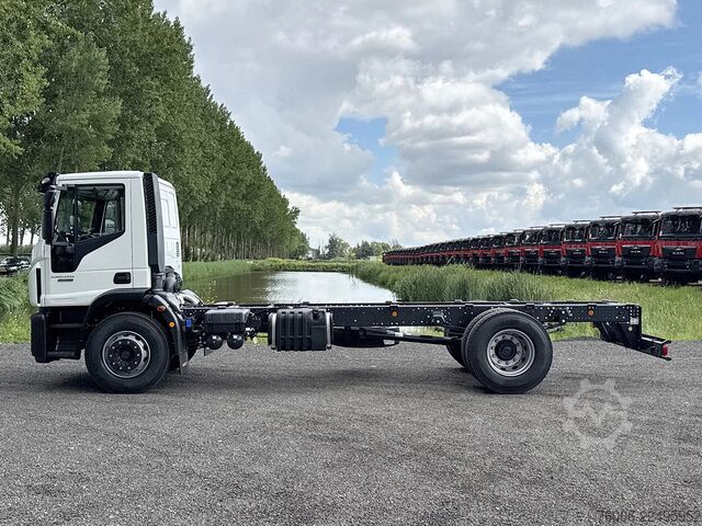 Chassis with cab Iveco EuroCargo 180 E28-4815 Chassis Cabin (11 units)