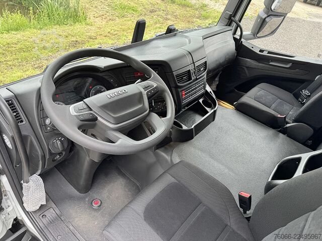 Standard-SZM Iveco T-Way AT720T47TH ADR Tractor Head (5 units)