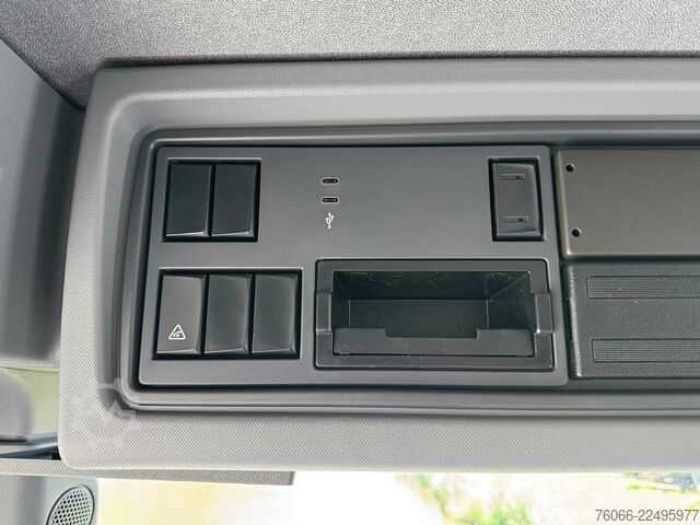 Fahrgestell mit Fahrerhaus Renault K P6X6 Medium Chassis Cabin (4 units)