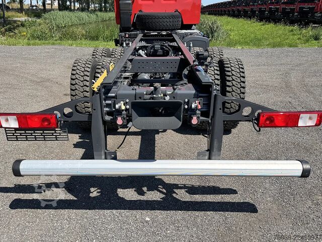 Fahrgestell mit Fahrerhaus Renault K P6X6 Medium Chassis Cabin (4 units)