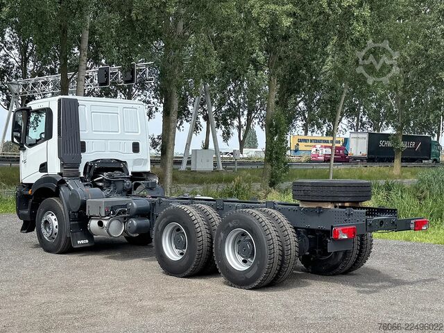Fahrgestell mit Fahrerhaus Iveco T-Way AD380T43H-3800 AT Chassis Cabin (3 units)