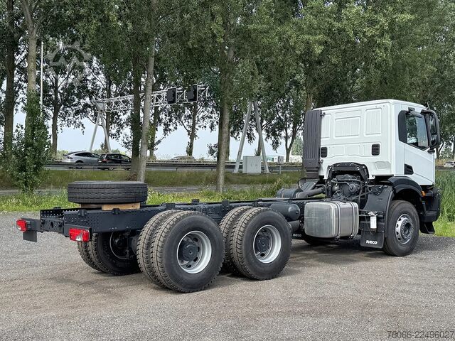 Standard-SZM Iveco T-Way AD720T47TH AT Tractor Head (3 units)