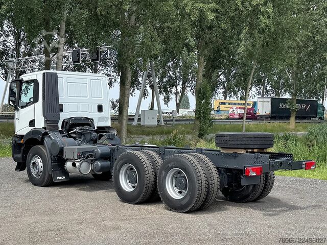 Standard-SZM Iveco T-Way AD720T47TH AT Tractor Head (3 units)
