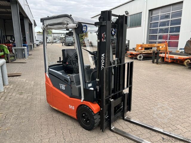 Electric 3-wheel forklift Toyota 7 FBEST 15