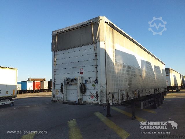 Open semitrailer with tarp Schmitz Cargobull Semitrailer Curtainsider Standard