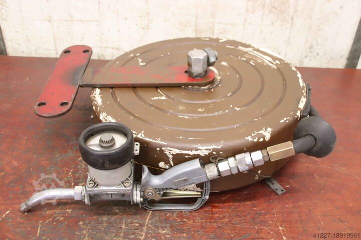 Schlauchhaspel 6,7 m mit Durchflussmesser Siemens PN40 Ölschlauchaufroller