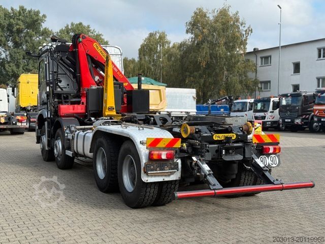Abrollkipper MERCEDES-BENZ Arocs 3246 8x4 Abrollkipper Kran Palfinger 19001