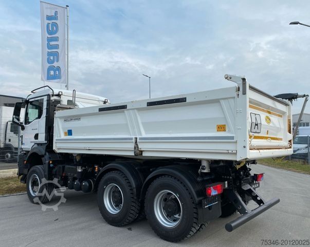 Tipper truck MAN TGS/26.520/6x4 BL/Bordmatik/Retarder/90to/35 tkm