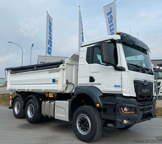 Three-sided tipper truck MAN TGS/26.520/6x4 BL/Bordmatik/Retarder/90to/35 tkm
