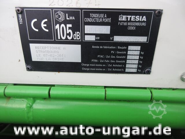 Mowing machine Etesia Buffalo 4x4 HVHPX 23PS Vanguard 760h