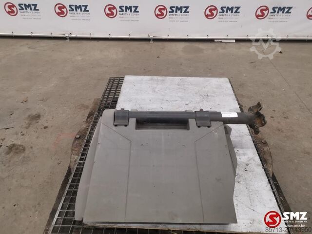 Mudguard Mercedes Occ Spatbord met steun Actros MP2/MP3