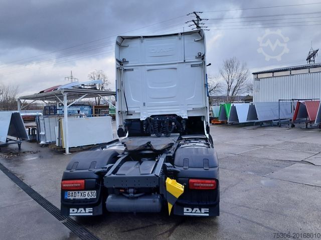 Standard tractor unit DAF FT XG+ 530