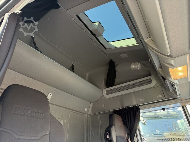 Curtain sider van Iveco Eurocargo 80-220