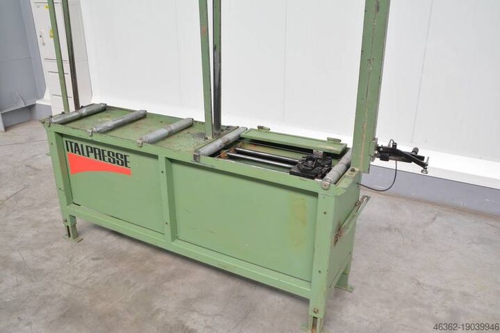 ANLEGER FÜR ITALPRESSE-HOBELMASCHINE Italpresse PODAJNIK DO STRUGARKI