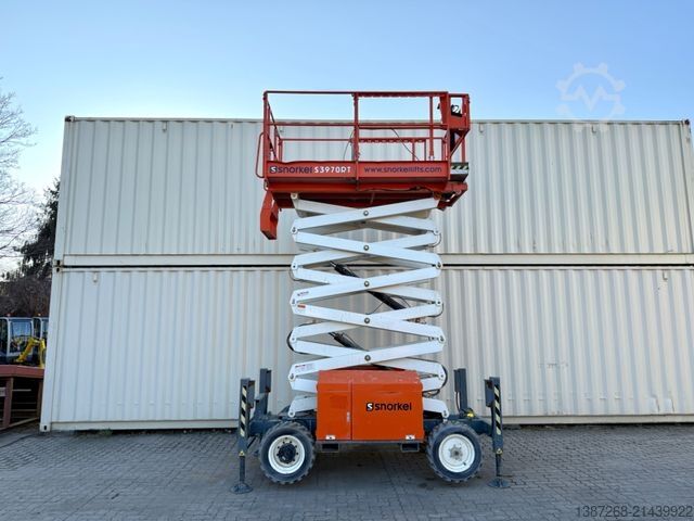 Work platform Snorkel S3970RT 4x4 Diesel / 13.8 Meter / 144 H
