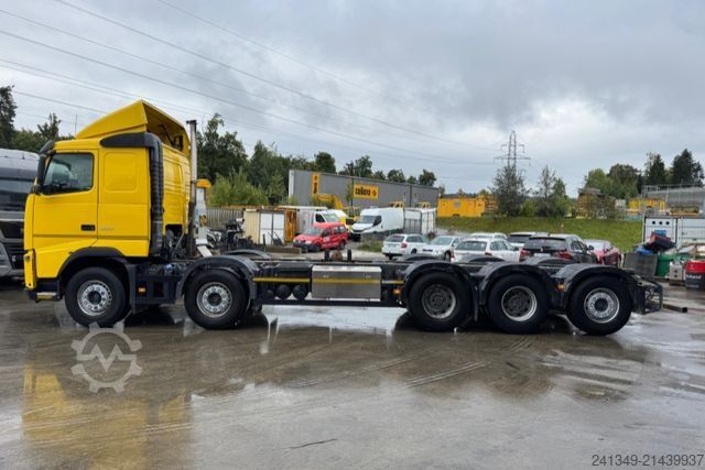 Truck chassis VOLVO FH-500 10x4