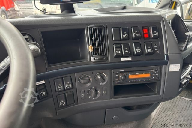 Truck chassis VOLVO FH-500 10x4