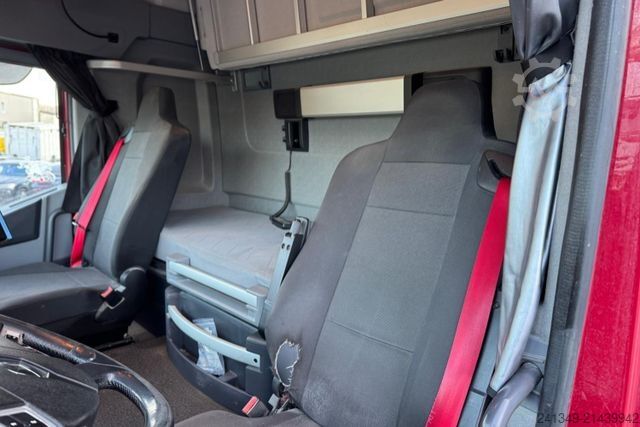 Standard tractor unit RENAULT T460 4x2 Hydraulik