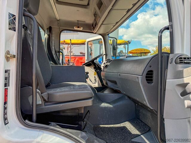 Flatbed truck MERCEDES-BENZ Atego 1523
