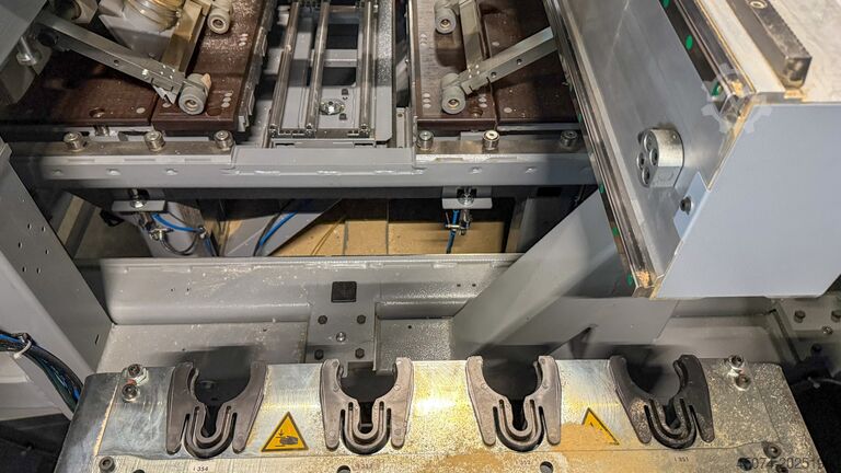 Throughfeed CNC machining centre Format4 creator 950 advanced