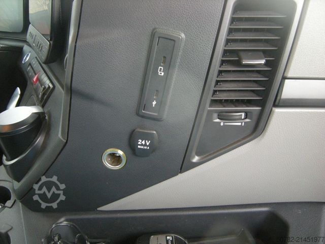 Flatbed truck MERCEDES-BENZ ACTROS 1830, Pritsche mit Kran HIAB X-HIDUO 092B