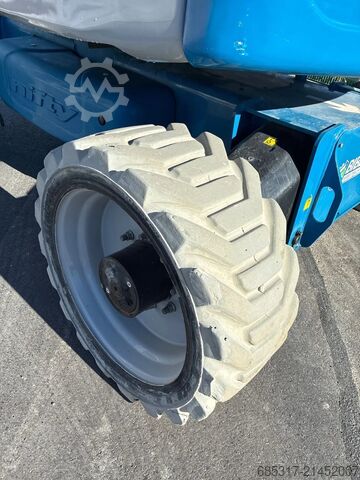 Articulating boom Niftylift HR 28 Hybrid 4x4