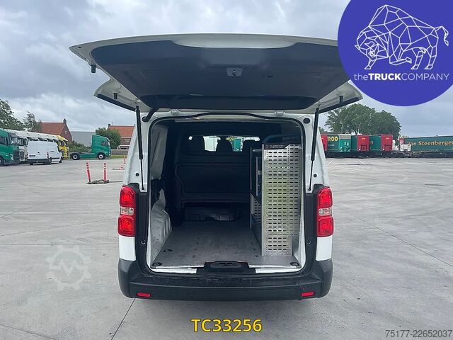 Kastenwagen Opel Vivaro 2.0 CDTI DUBBELE CABINE - 5 ZITPLAATSEN