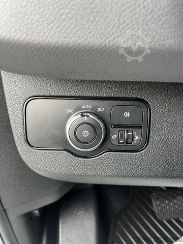 High top van MERCEDES-BENZ Sprinter 315 9G-TR HOCH+LANG KLIMA 3-SITZ KAMERA