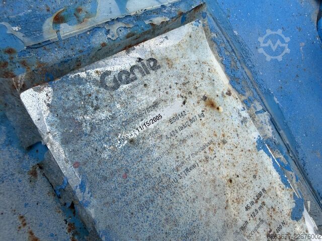 Genie GS-2032 scissor lift, scissor work platform, 2005 operating hours, 8 m working height GENIE GS-2032 schaarlift schaar hoogwerker 2005uur 8mtr werkhoogte