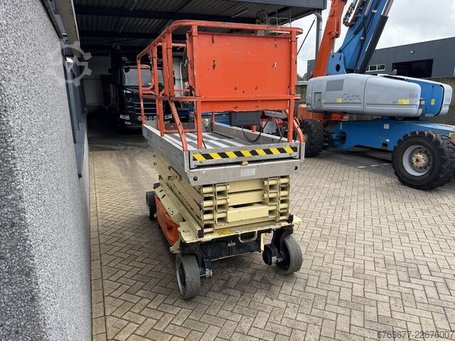JLG 2646ES Scherenarbeitsbühne, Hubarbeitsbühne, 2005 Betriebsstunden, 10 m Arbeitshöhe JLG 2646ES schaarlift schaar hoogwerker 2005uur 10mtr werkhoogte