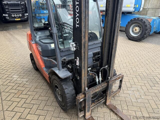 Toyota 02-8FDF25 duplex 450, sideshift, 2012, 7,400 hours, DIESEL TOYOTA 02-8FDF25 duplo450 sideshift 2012 7400uur DIESEL