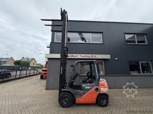 Toyota 02-8FDF25 duplex 450, sideshift, 2012, 7,400 hours, DIESEL TOYOTA 02-8FDF25 duplo450 sideshift 2012 7400uur DIESEL