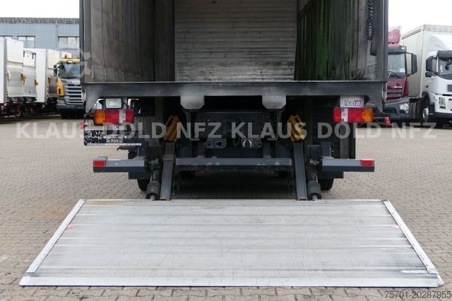 Flatbed truck with tarp MAN TGX 26.400 Lift-/Lenkachse Vollluft LBW Euro 5