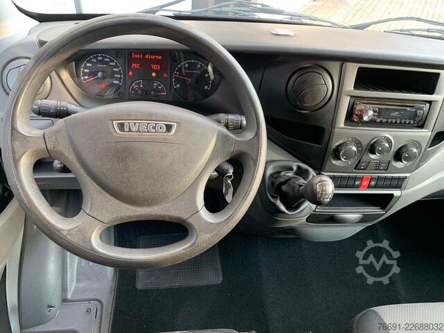 Curtain sider van Iveco Daily 35C11 - Centina e Telo - Alza e Abbassa
