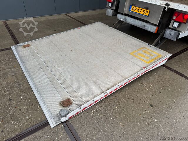 Iveco Daily 35S17 / Clickstar / Automatic / Veldhuizen / NL Van Iveco Daily 35S17 / Clickstar / Automaat / Veldhuizen...