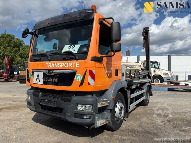 Absetz-Kipper MAN TGM 18.320/HIAB FTR12/Funk/Tele/Klima