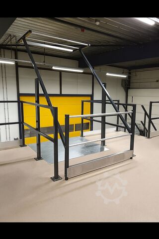 Lagerbühne | Stahlbühne | Mezzanine 300 m², Traglast: 350 kg/m² | 5,0 x 6,0 m | Lichte Höhe: 3,0m