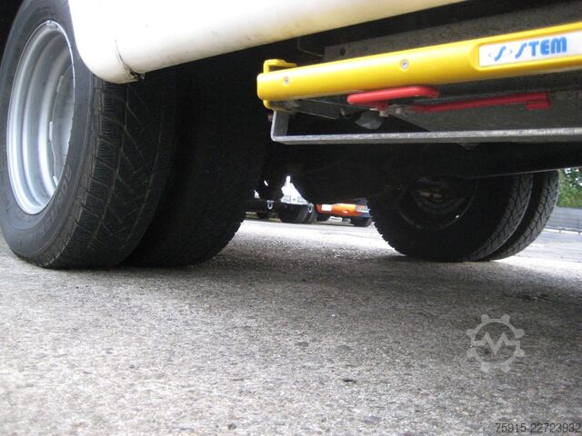 Feuerwehrfahrzeug MERCEDES-BENZ 515CDI Sprinter WAS RTW Allrad 4x4 *TÜV 08/2027*