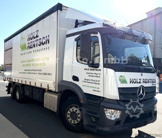 LKW mit Pritsche & Plane MERCEDES-BENZ 2530 ANTOS, Wingliner li., 6x2, Lenkachse