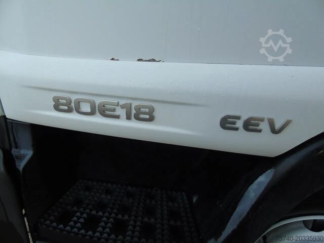 Suitcase Iveco Eurocargo 80E18 + 3 SEATS