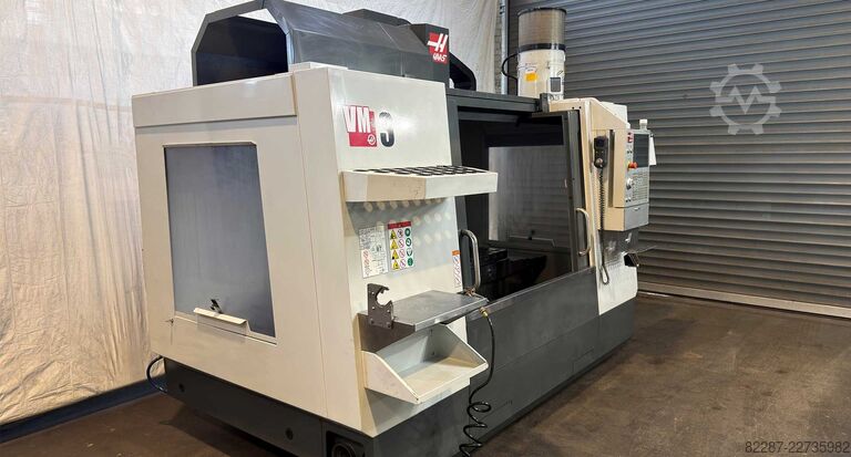 Vertikales Bearbeitungszentrum **Used Haas** VM3 Vertical Machining Centre