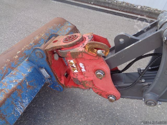 Mobilbagger VOLVO EW60E Powertilt + Löffelpaket Klima