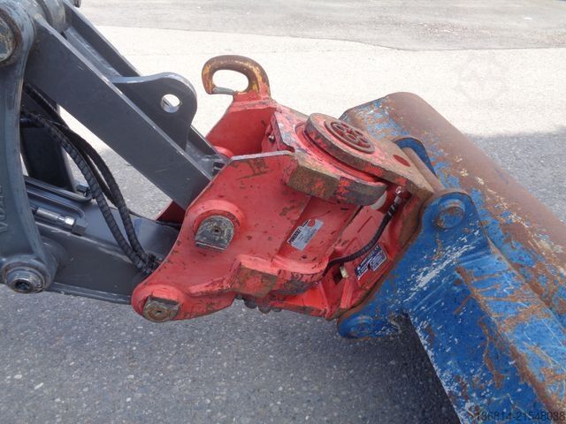 Mobilbagger VOLVO EW60E Powertilt + Löffelpaket Klima