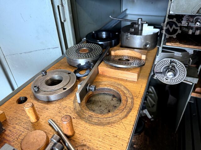 Werkstattschrank mit Inhalt Workshop Cabinet with contents