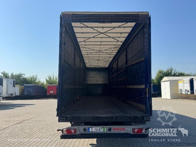 Open semitrailer with tarp Kögel Curtainsider Mega