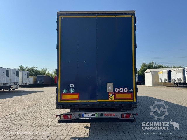 Open semitrailer with tarp Kögel Curtainsider Mega