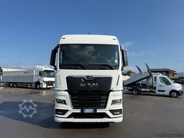 Standard tractor unit MAN TGX 18.510