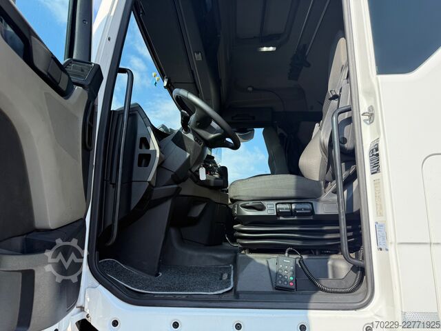 Standard tractor unit MAN TGX 18.510