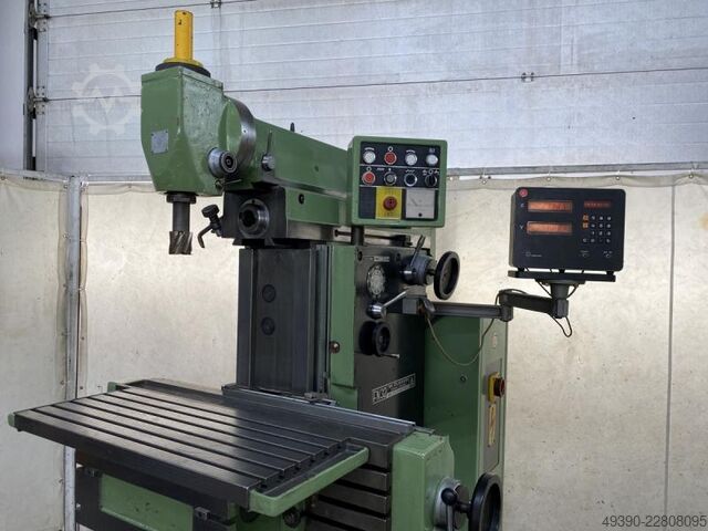 Univ. Werkzeugfräsmaschine TOS FN 32